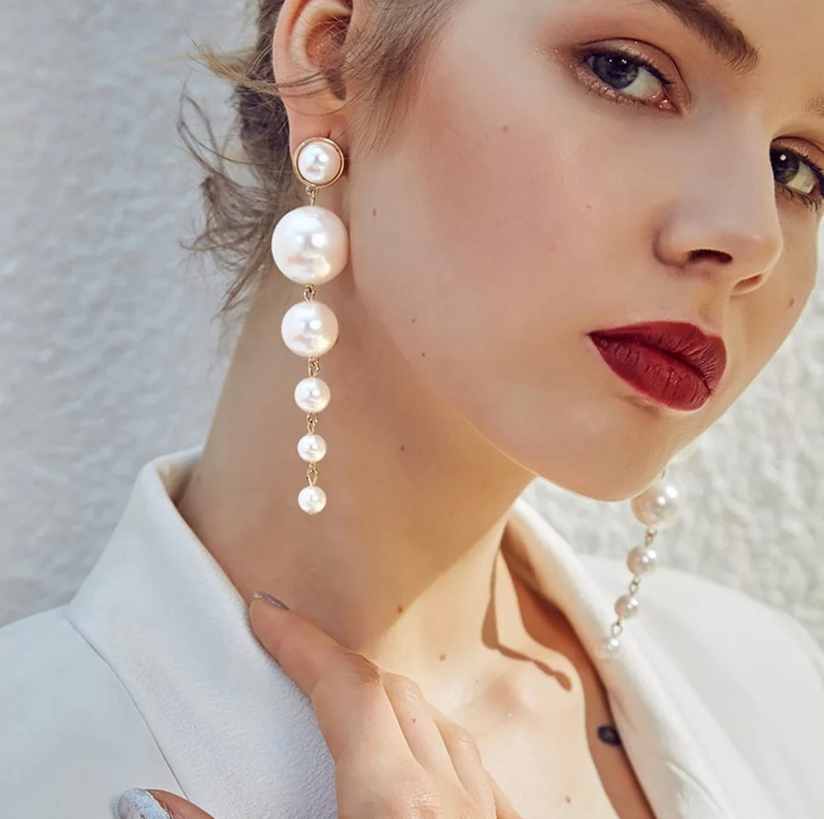 Drop down online pearl earrings